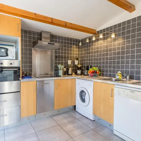 Holiday home La Bastide, En Duplex Idealement Situee A Quelques Pas De La Hyeres